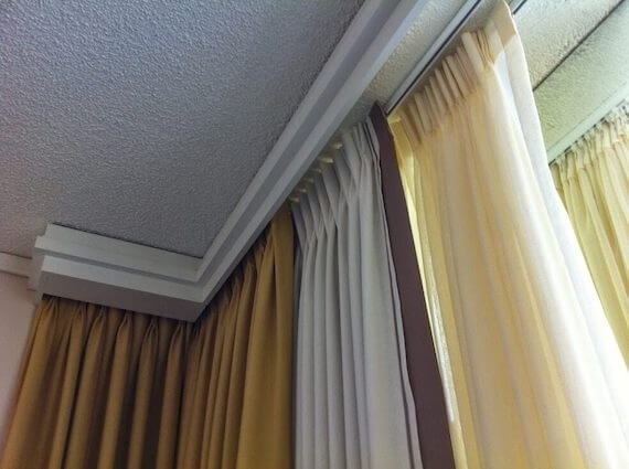 Hotel Drapery Layered Pinch Pleat Ceiling Mounted System