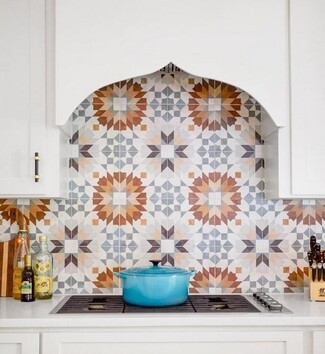 Kitchen Backsplash Geometric Starburst Pattern and Arched Hood