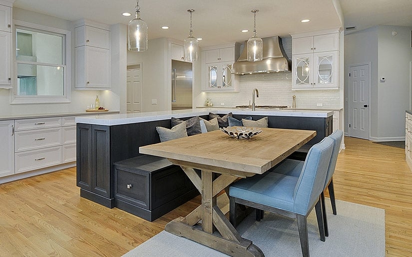 Kitchen Island Banquette With Two-Tone Cabinets