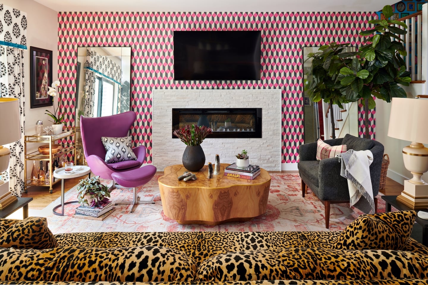 Living Room Set with 3D Cube Wallpaper and Barbiecore Interior