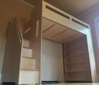Loft Bed utilizing Plywood Panel and Modern Shelves