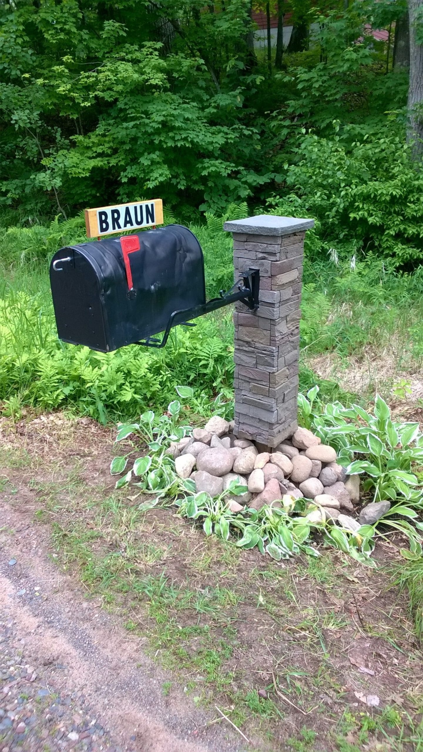 Mailbox Cantilevered Stone Column Cover with Integrated Sign