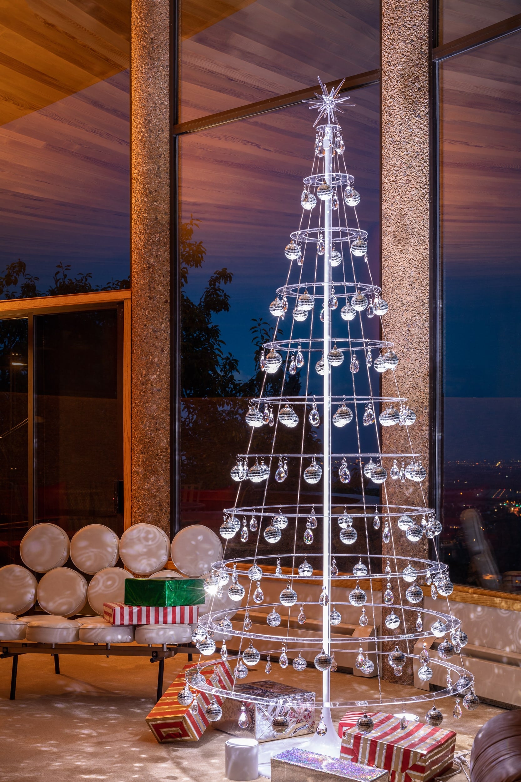 Modern Christmas Tree Illuminated Core Modern Crystal Tree Decor