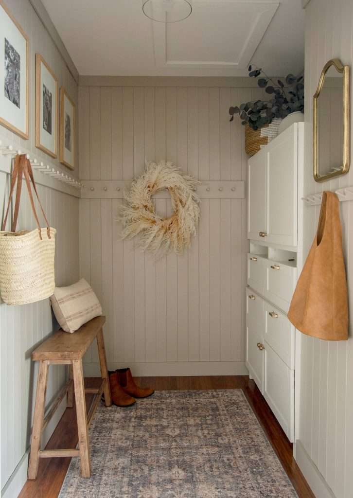 Mudroom Entryway: Peg Rail Rack, Mushroom Greige Paneling
