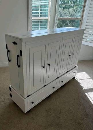 Murphy Bed: Horizontal Cabinet with Recessed Shaker Panels