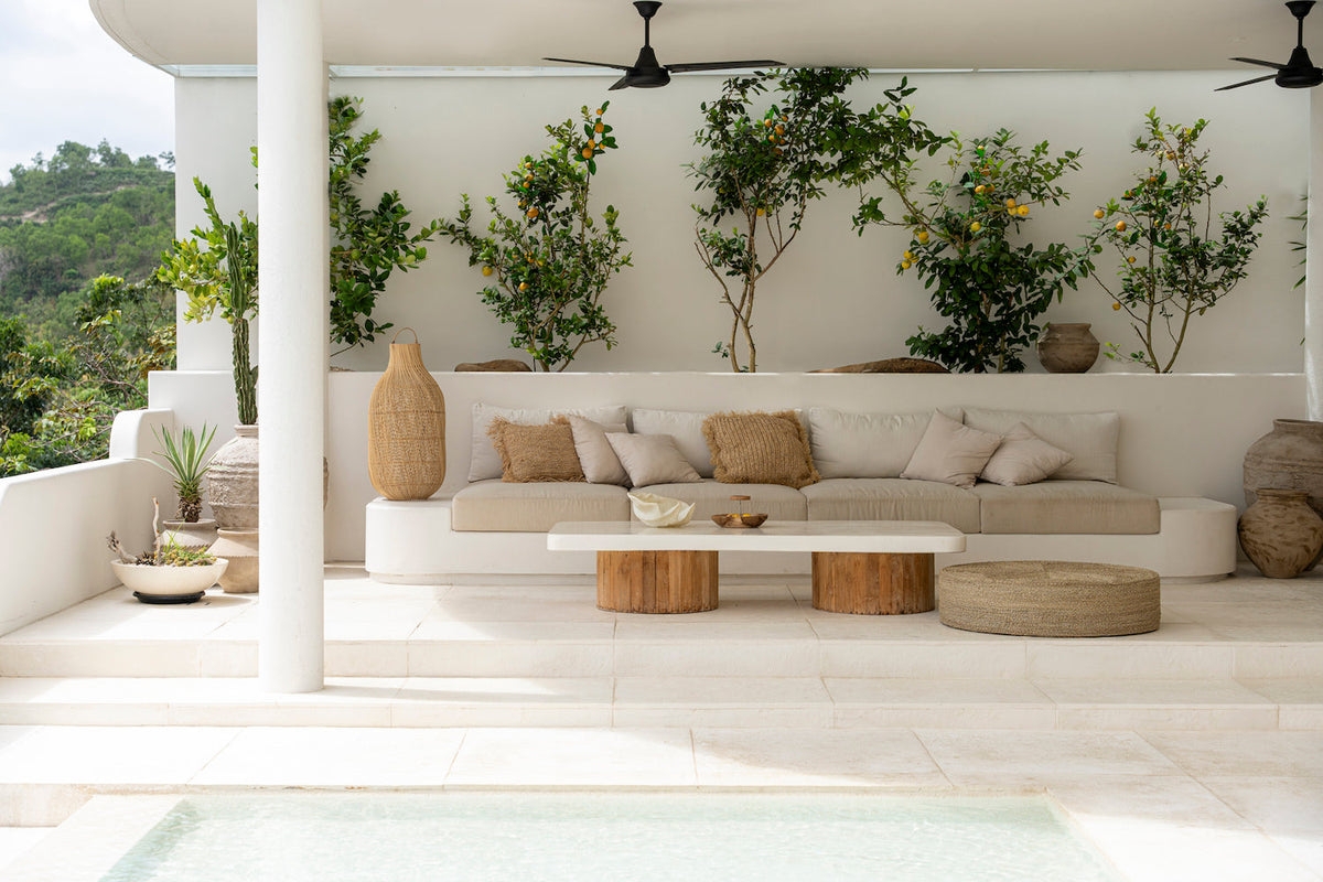 Outdoor Lounge with Built In Plastered Sofa Seating