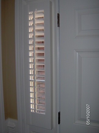 Plantation Shutter Sidelight Mounting Center Tilt Rod