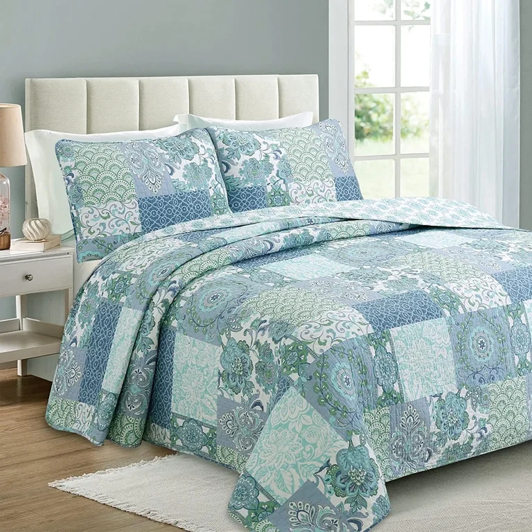 Quilt Set Patchwork Design Blue Green Floral Cotton Set