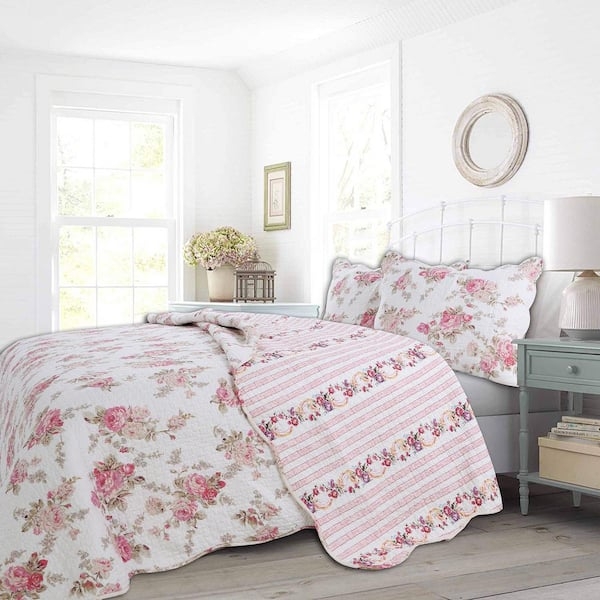 Quilt Set Peachy Tones Scalloped Hem Peony Chintz