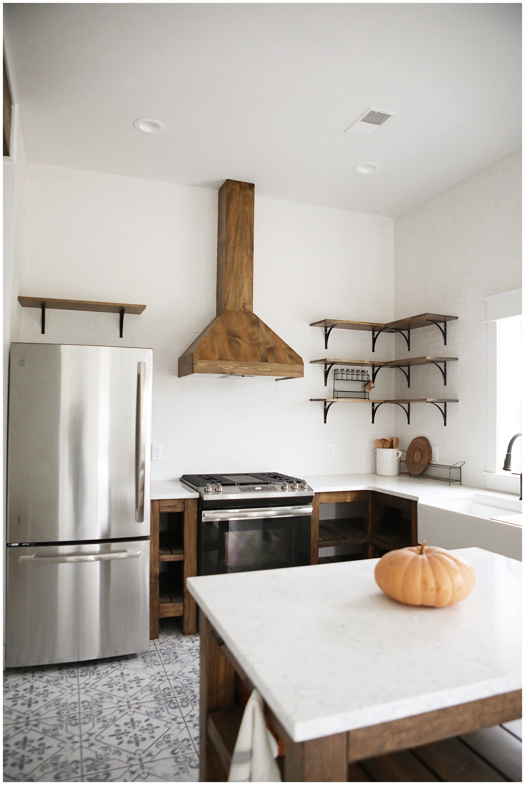 Range Hood Wood Tapered Hood Open Corner Shelving Idea