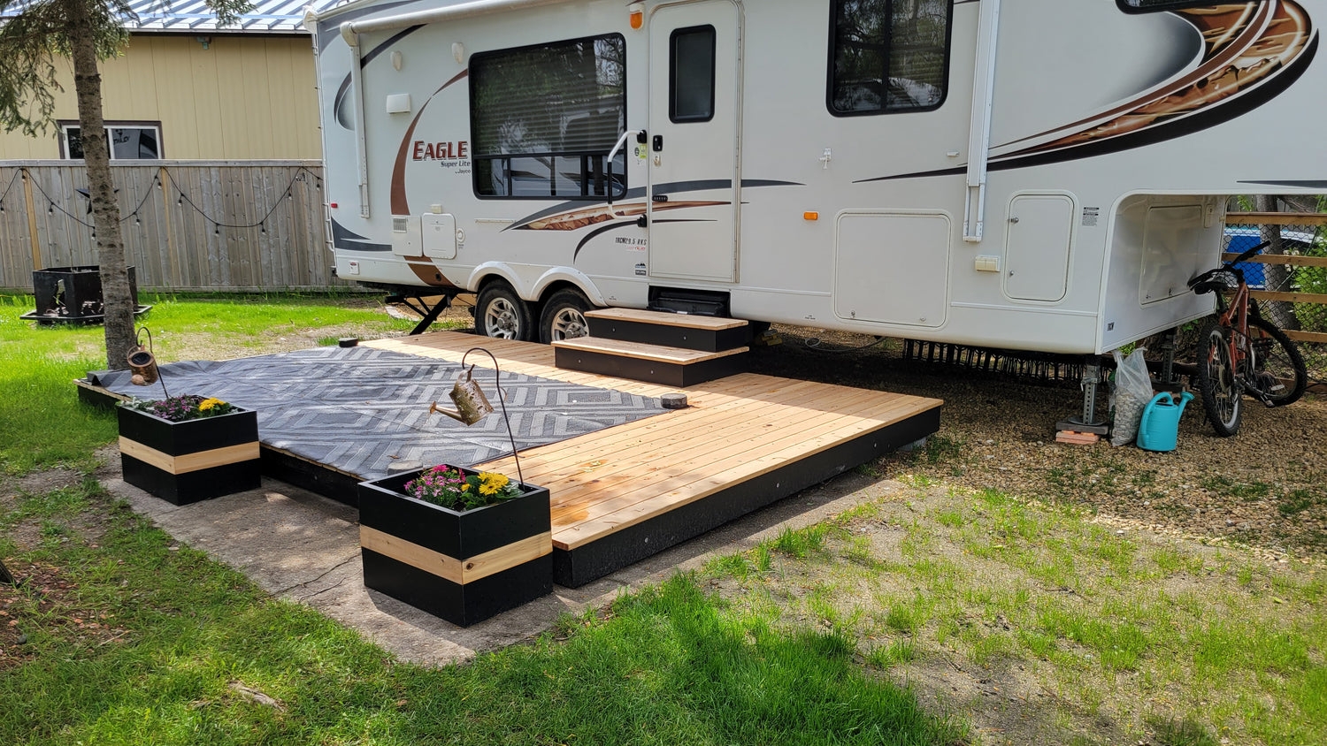 RV Deck - Light Wood Modular Sections with Planters