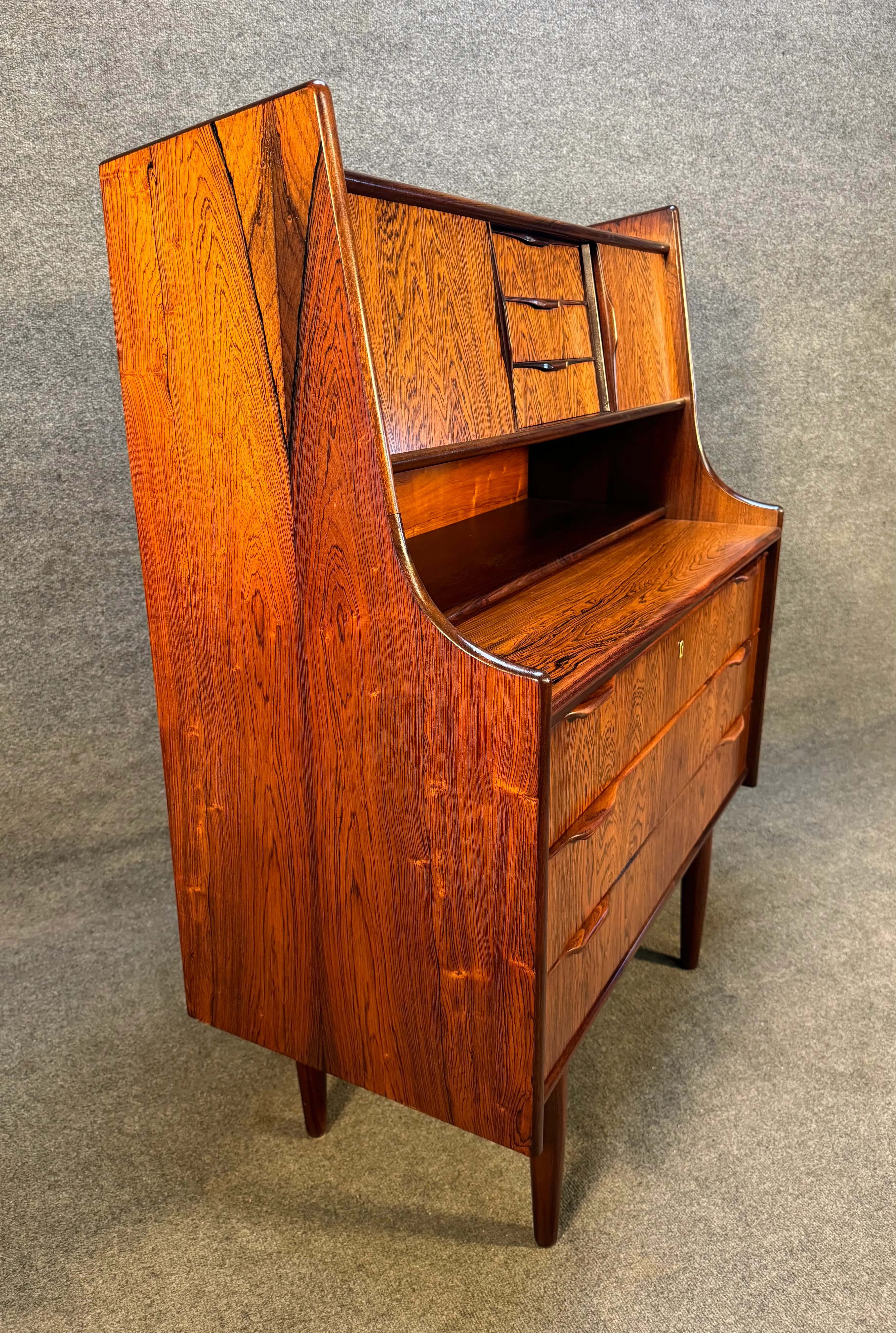 Secretary Desk: Figured Wood Grain and Curved Side Panels