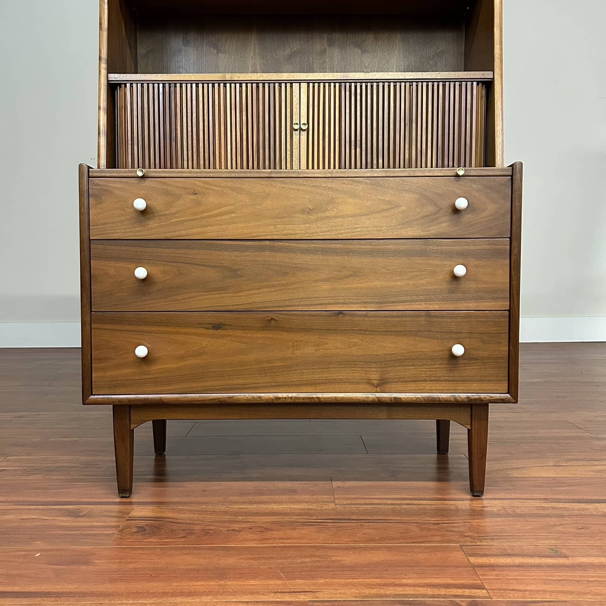 Secretary Desk with Tambour Doors and White Knobs Storage