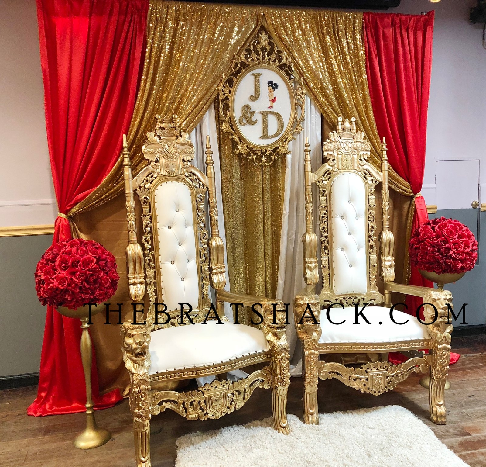 Throne Chair Gold Lion Armrests with Button Tufting