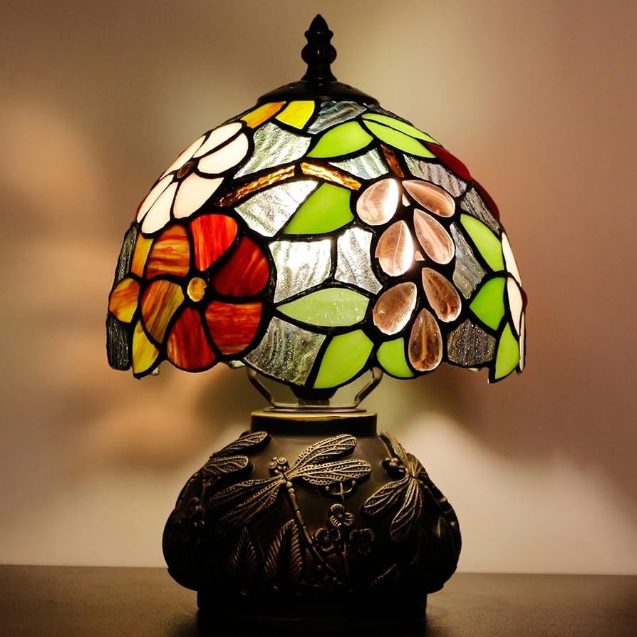 Tiffany Lamp with Dragonfly Base and Mushroom Stained Glass
