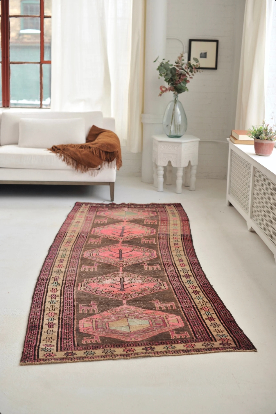 Vintage Runner Magenta Medallions Nomadic Pattern