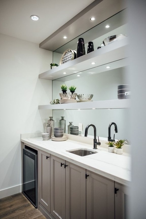Wet Bar Mirrored Backsplash Gray Shaker Home Storage