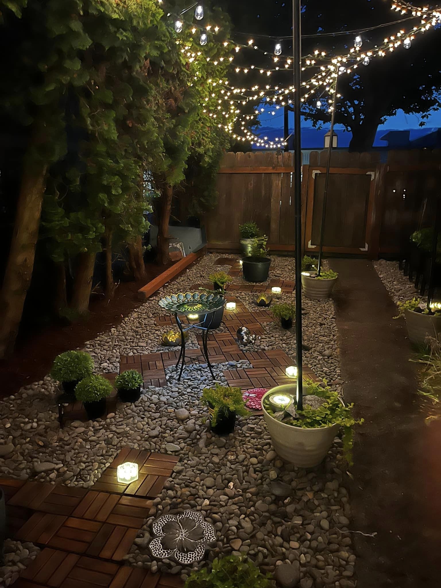 Zen Garden Layered Outdoor Lighting River Rock Base