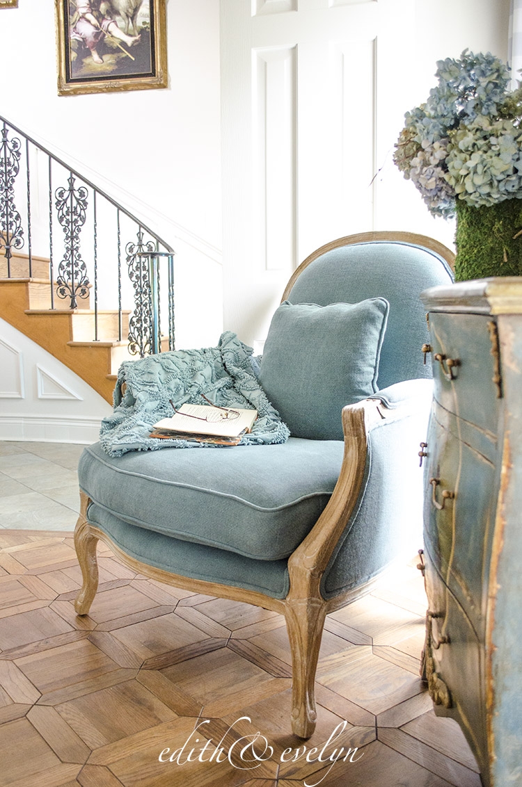 Accent Chair: Teal Blue Medallion Back French Bergere