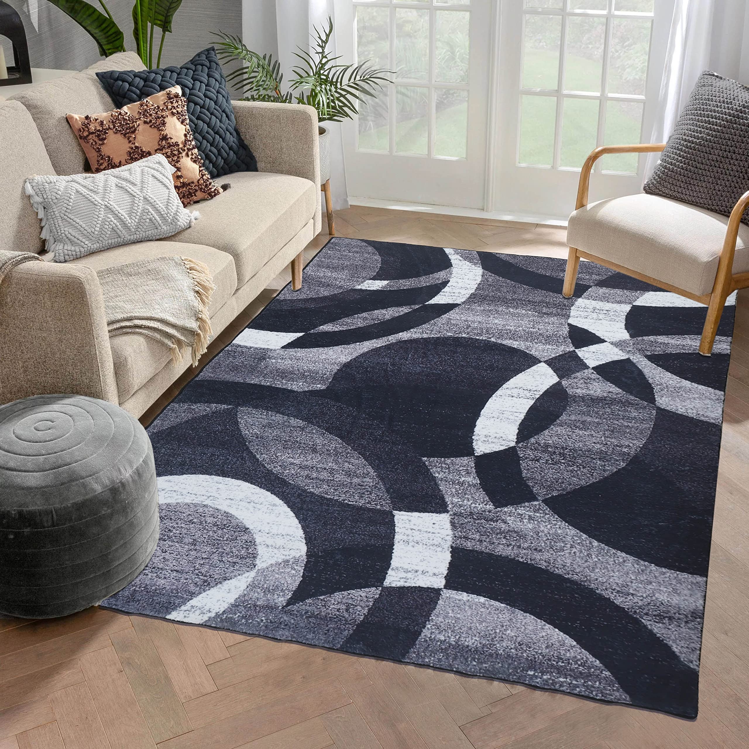 Area Rug: Abstract Circle Design and Machine Washable Monochrome