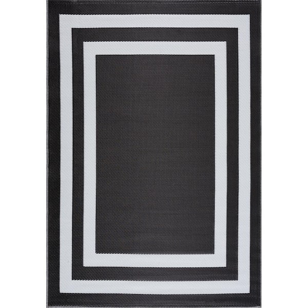 Area Rug: Concentric Borders and Modern Plastic Flatweave Design