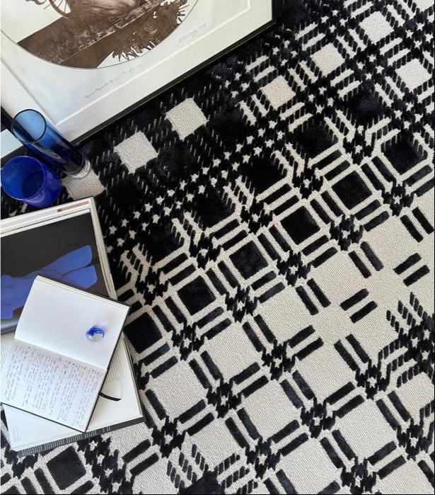 Area Rug Graphic Plaid Graphic Handtufted Rug Design