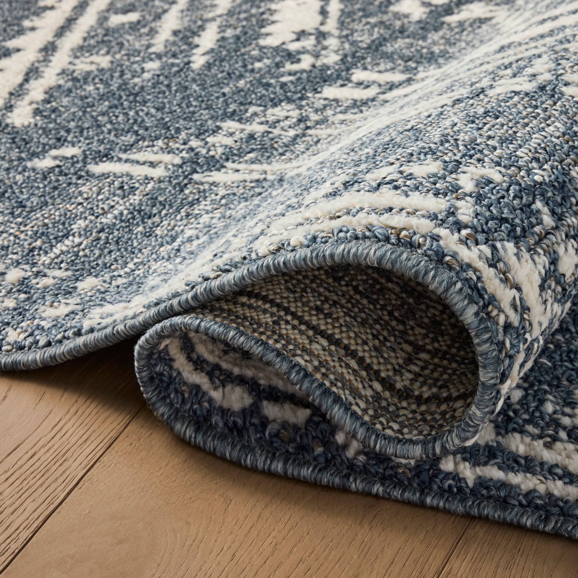 Gigi Denim / Ivory Area Rug