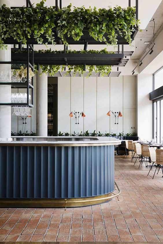 Curved Bars