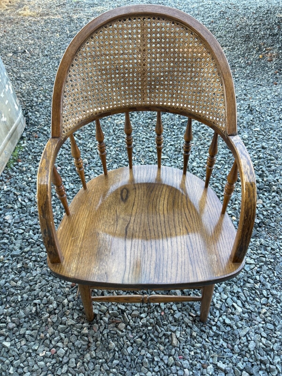 Barrel Chair Spindle Supports Vintage Oak Barrel Chair