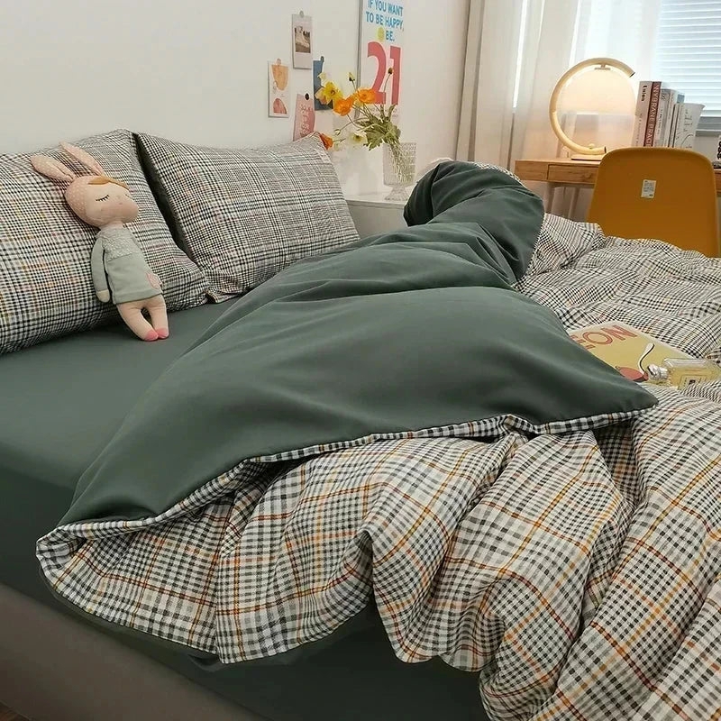 Bedding Set: Forest Green Solid Japandi Bedroom Duvet Set