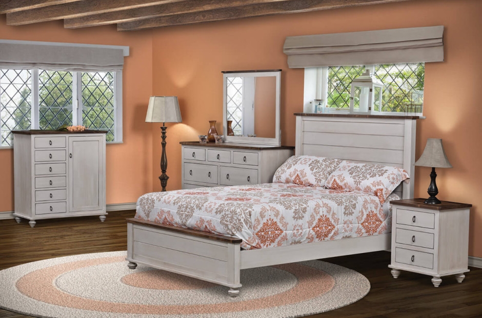 Bedroom Set with Horizontal Plank Details: Shiplap Bed Frame
