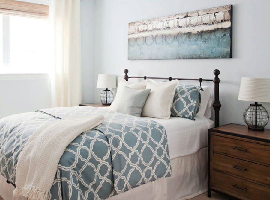 Bedroom Set with Lattice Pattern: Industrial Cage Table Lamps
