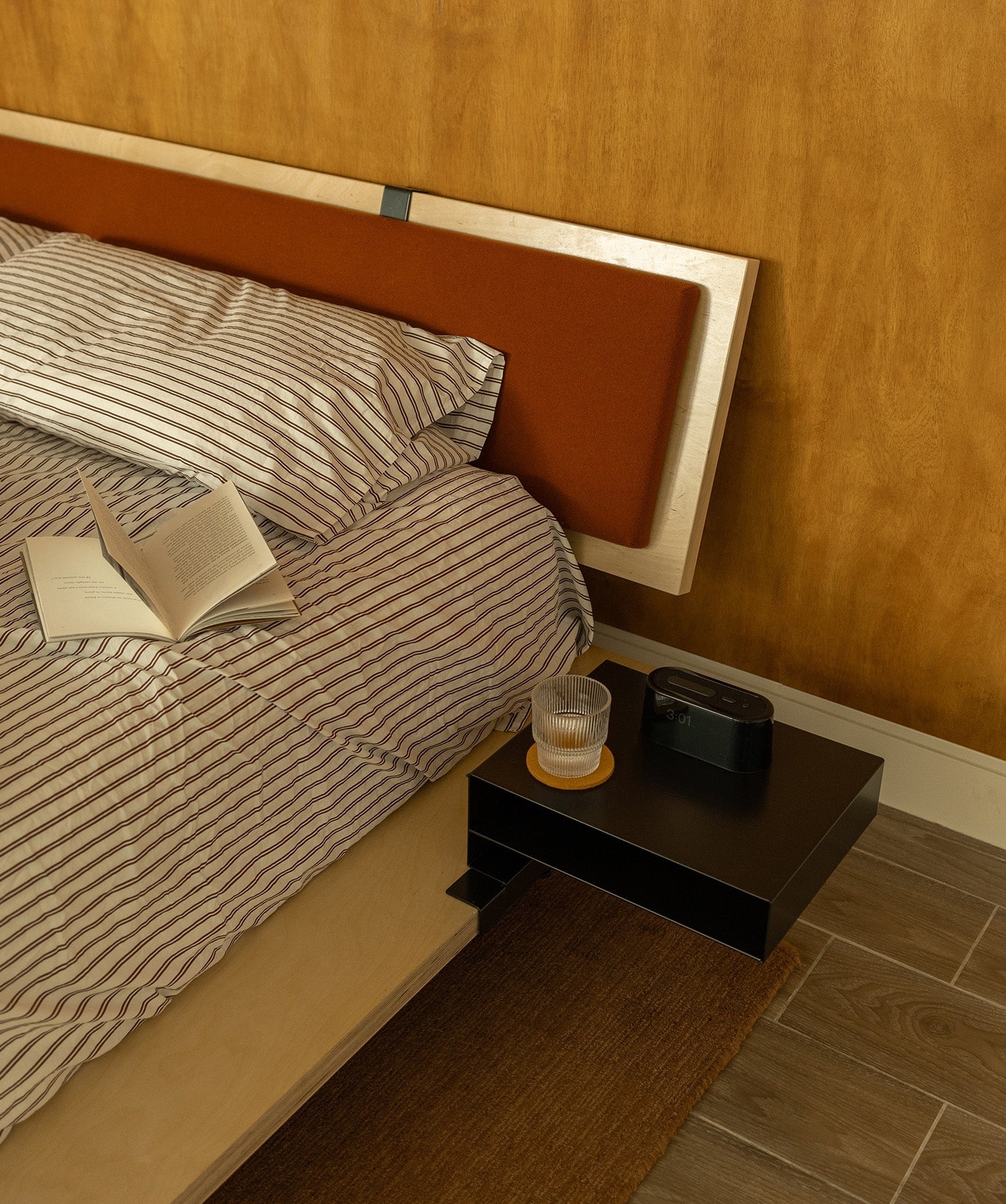 Bedside Table Matte Black Metal Integrated Floating Bedside Table