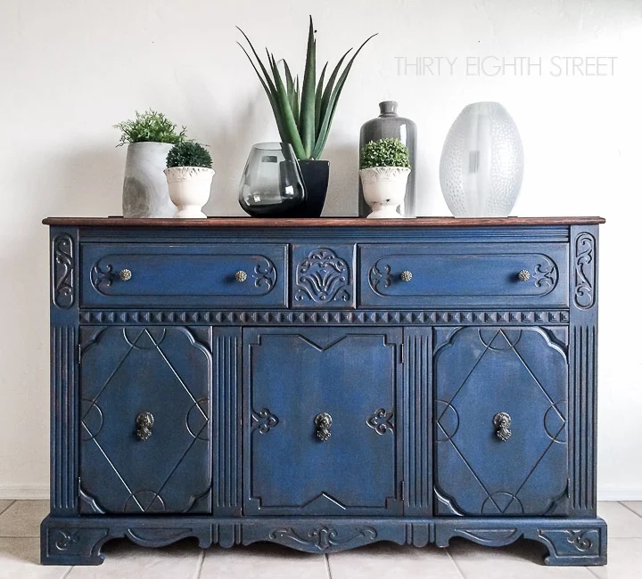 Buffet Sideboard with Intricate Carvings and Matte Paint