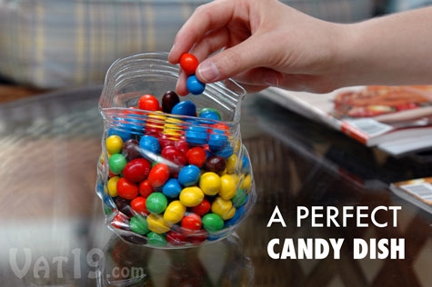 Candy Dish Zip Top Opening Crinkled Glass Novelty