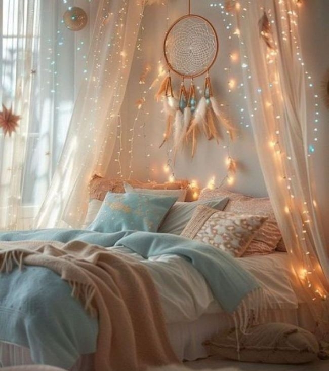 Canopy Bed with Dreamcatcher and Ethereal Canopy Bed Styling