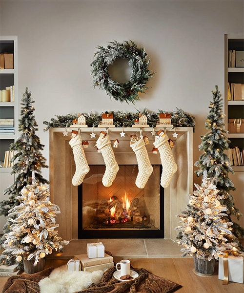 Christmas Stocking: Chunky Knit Texture with House Holders