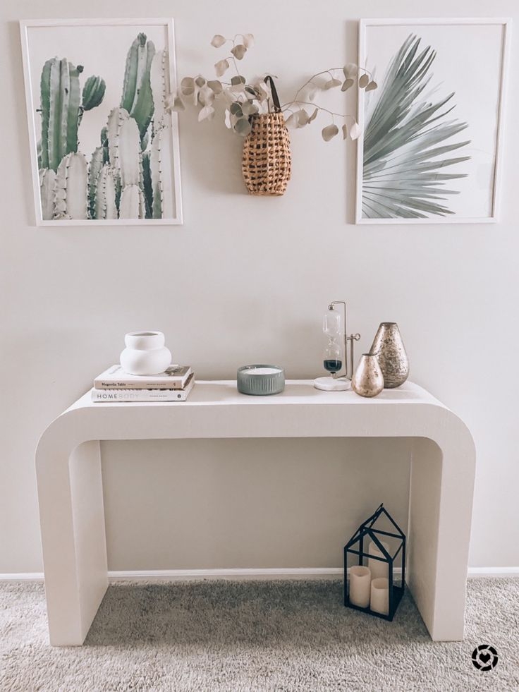 Console Table: Curved Edges Ivory Linen Textured Hallway Unit
