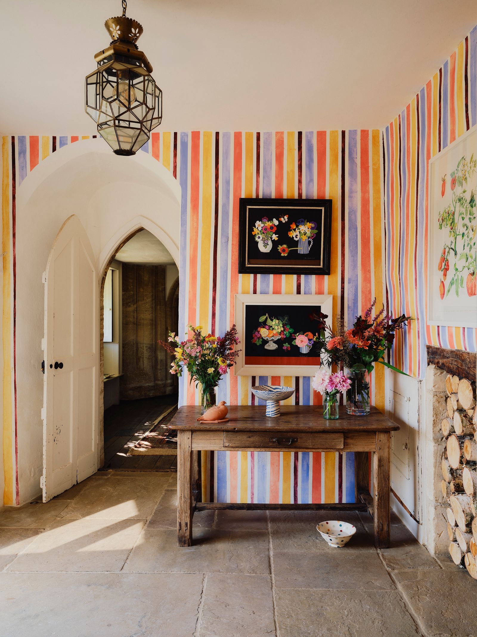 Console Table Rustic Wood Multicolor Striped Wallpaper