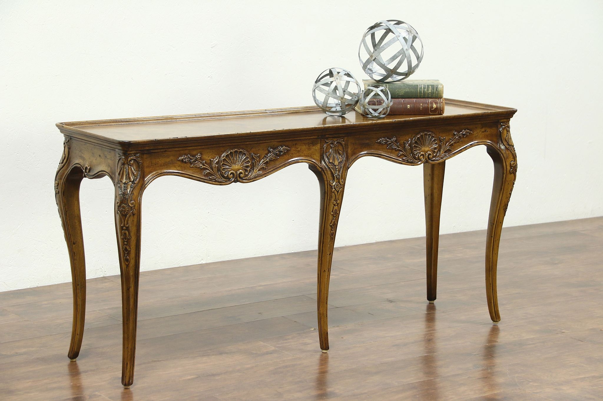 Console Table Tray Top Six-Leg Carved Shell Sofa Table