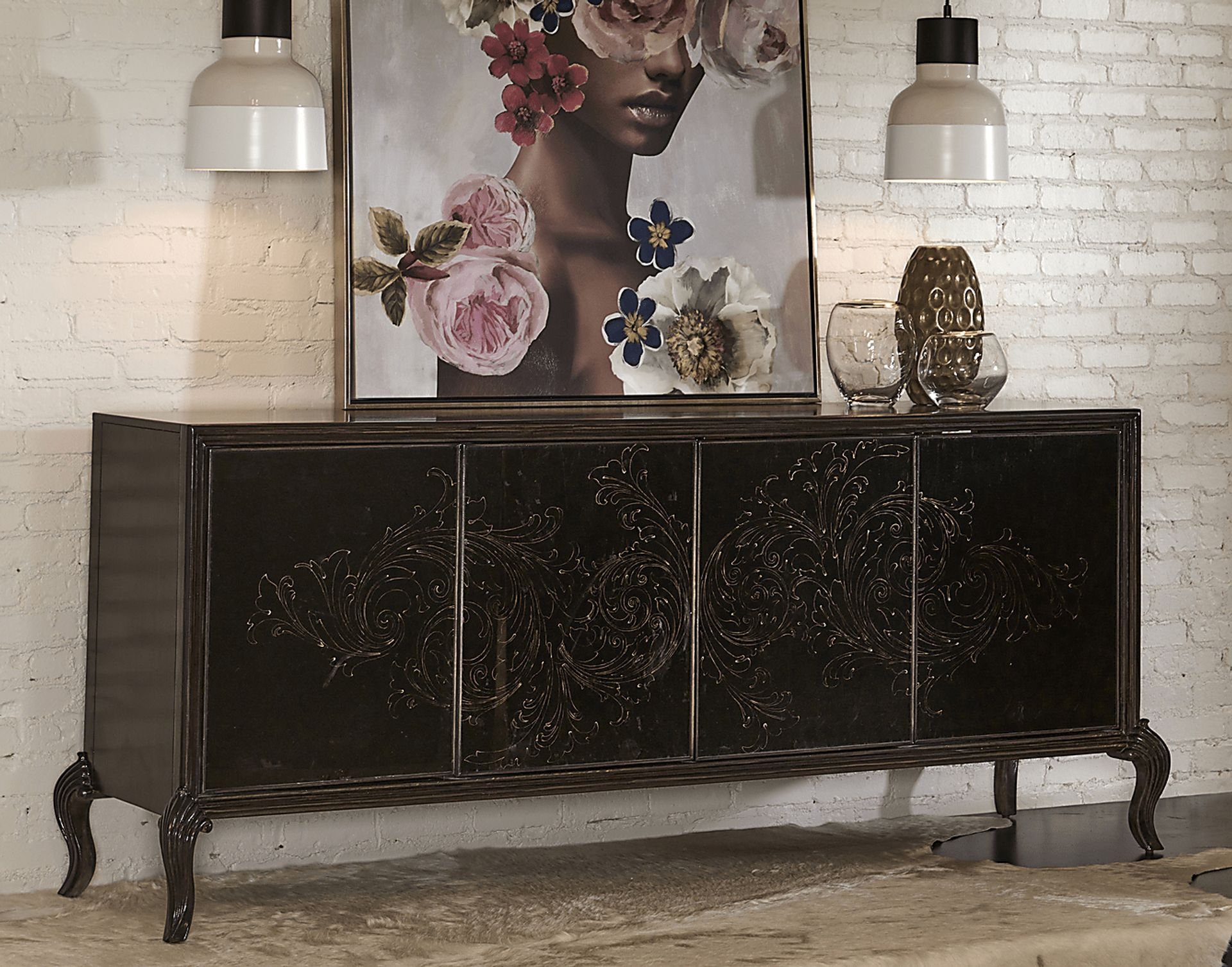 Credenza: Acanthus Leaf Carving Hollywood Regency Sideboard