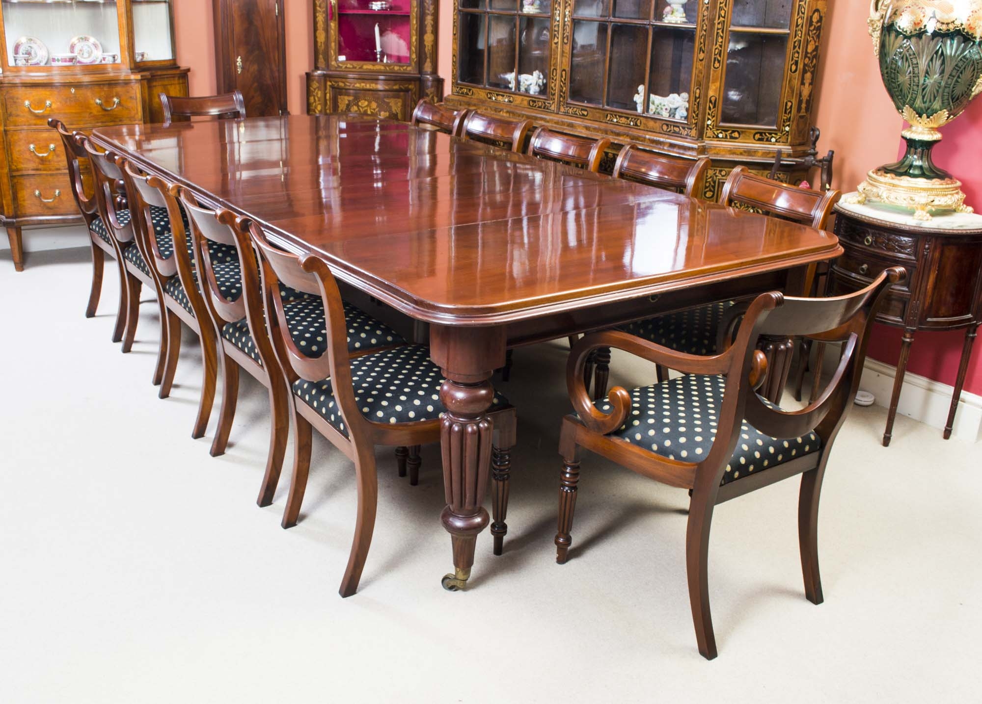 Dining Set Fluted Legs with Casters and Polka Dots