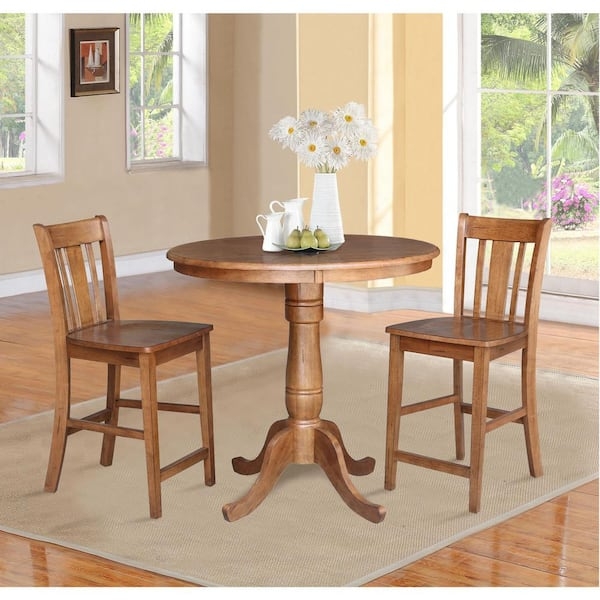 Dining Set: Honey Oak Traditional Round Pedestal Dining Set