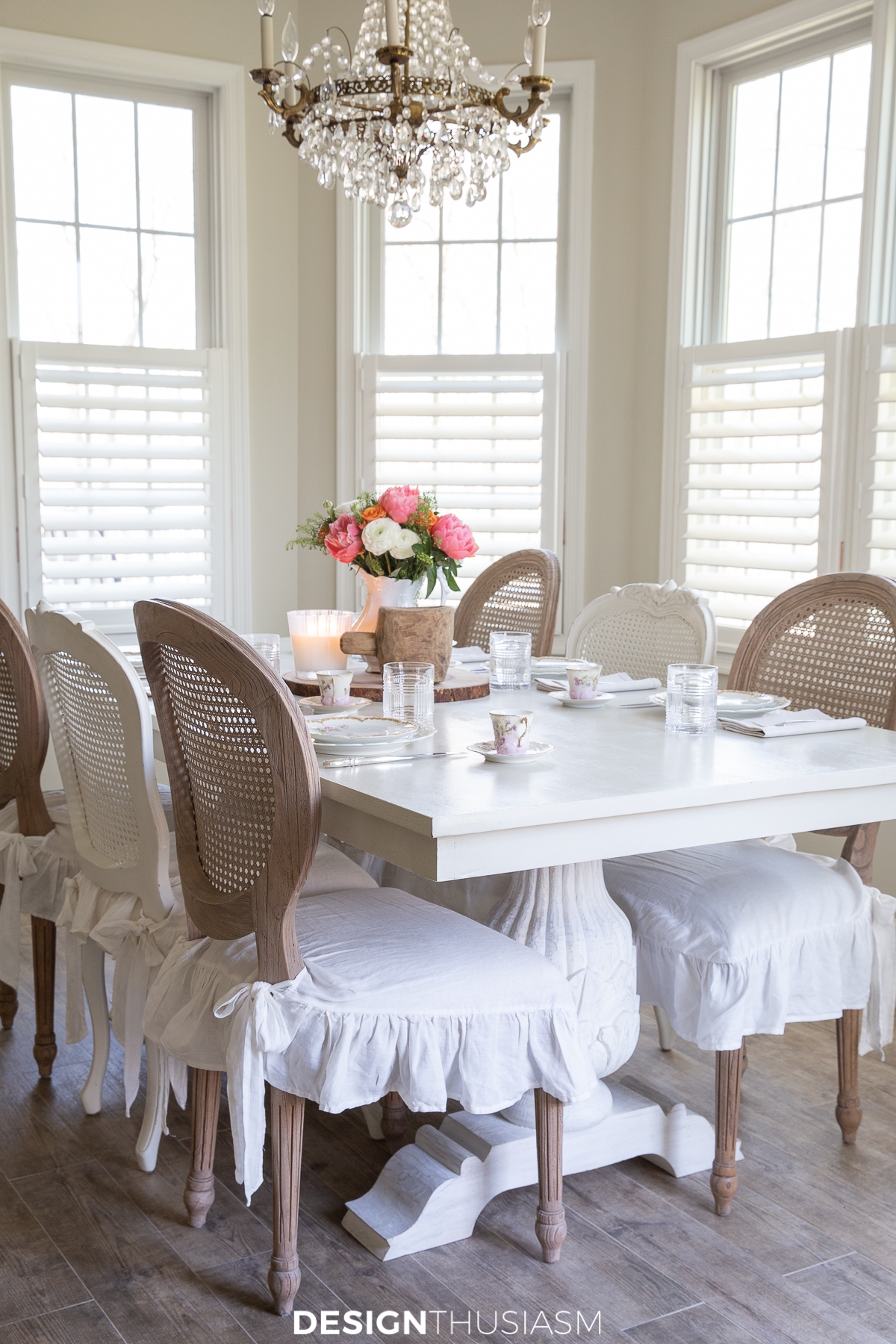 Dining Table: Pedestal Base and Ruffled Slipcovers Furniture