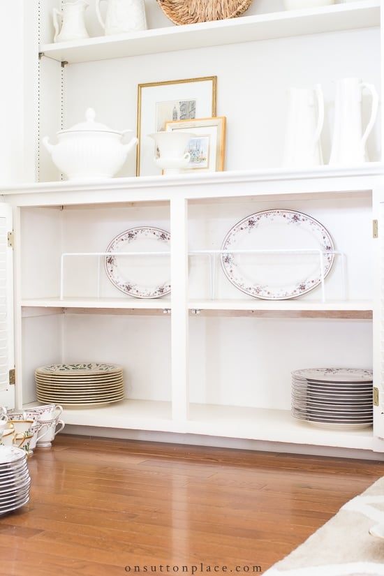 Display Cabinet with Wire Shelf Riser for China Cabinet Organization