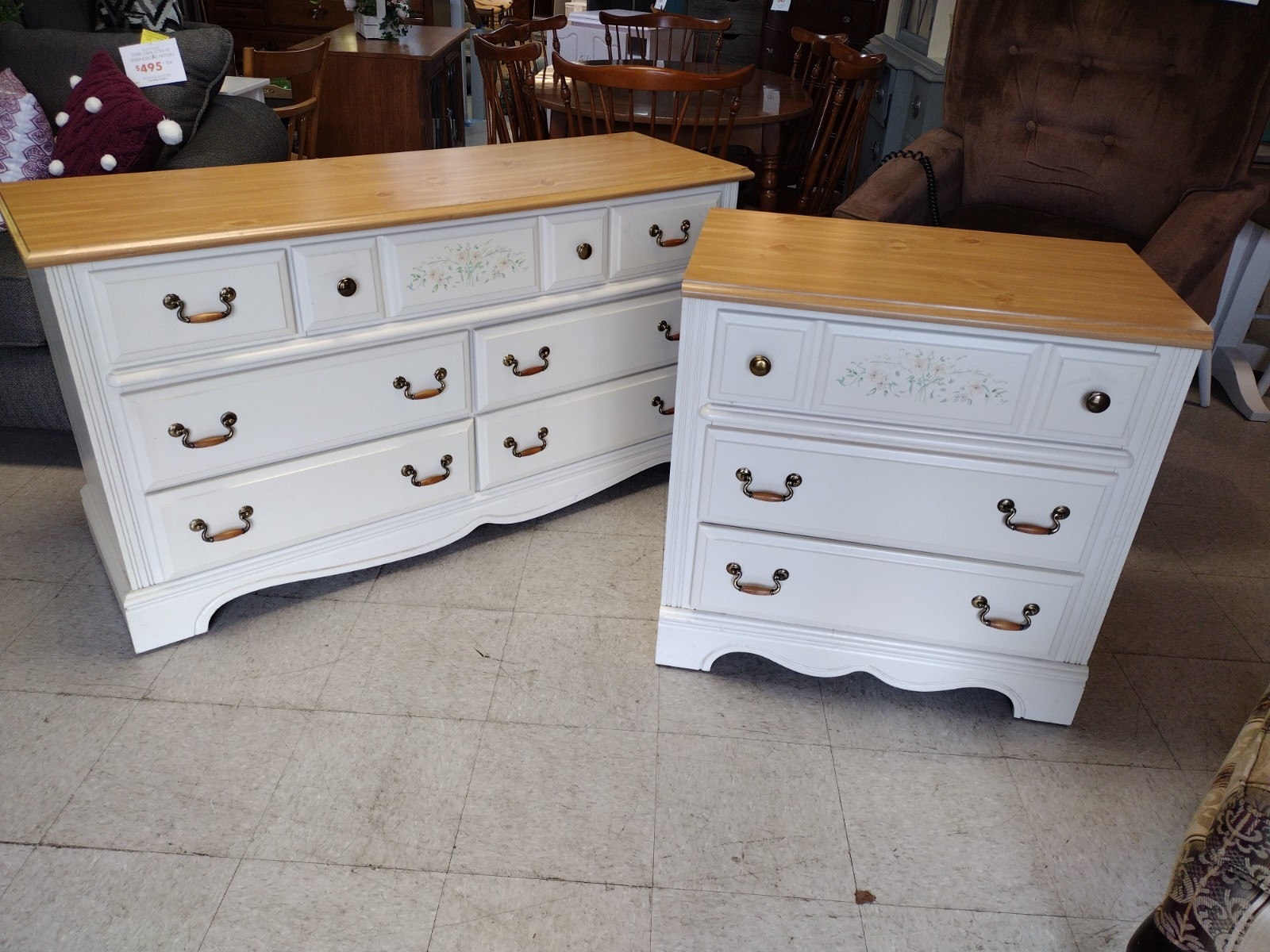 Dresser Set Floral Motif Panel Cottage Style Dresser