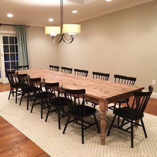 Farmhouse Table: Extra Long Twelve Person Seating
