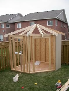 Garden Shed: Faceted Front for DIY Corner Shed Plans Build