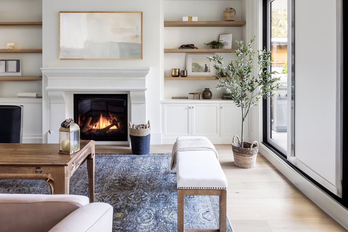 Gas Fireplace White Upholstered Bench Seating Idea