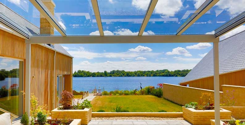 Glass Veranda with Sloped Roof: White Metal Pergola Idea